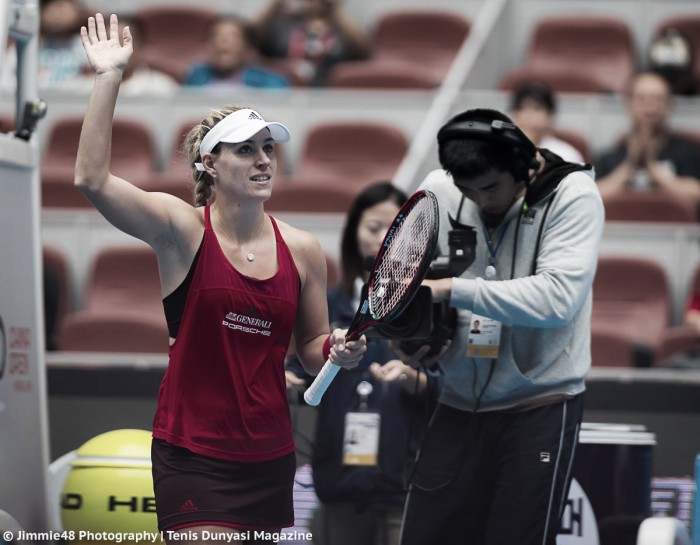 WTA Beijing: Angelique Kerber off to a great start with straightforward win over Naomi Osaka