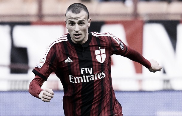 Milan - Antonelli, lieve problema all'adduttore sinistro. Out contro il Carpi