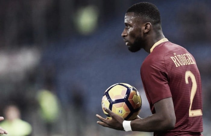 Roma, il Chelsea si fa avanti per Rudiger: l'agente del tedesco vola a Londra per incontrare i Blues