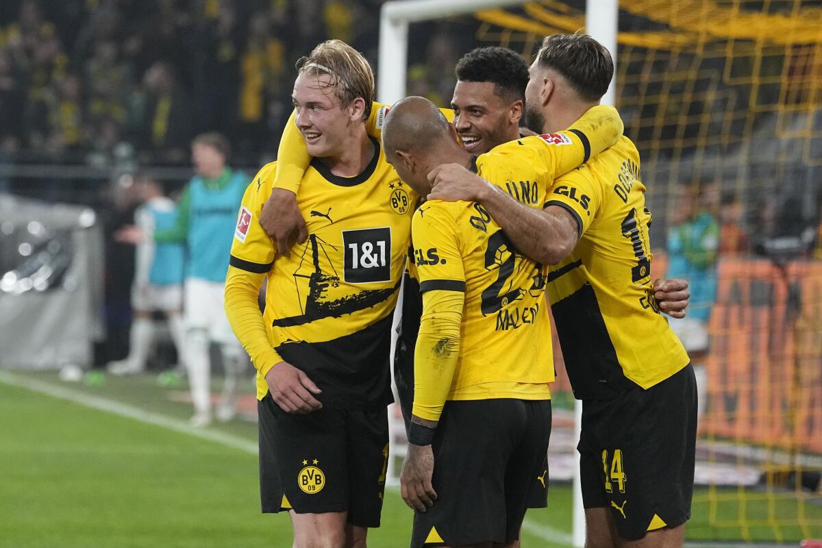 Goles Y Resumen Borussia Dortmund 3-3 Standard Liege En Partido ...