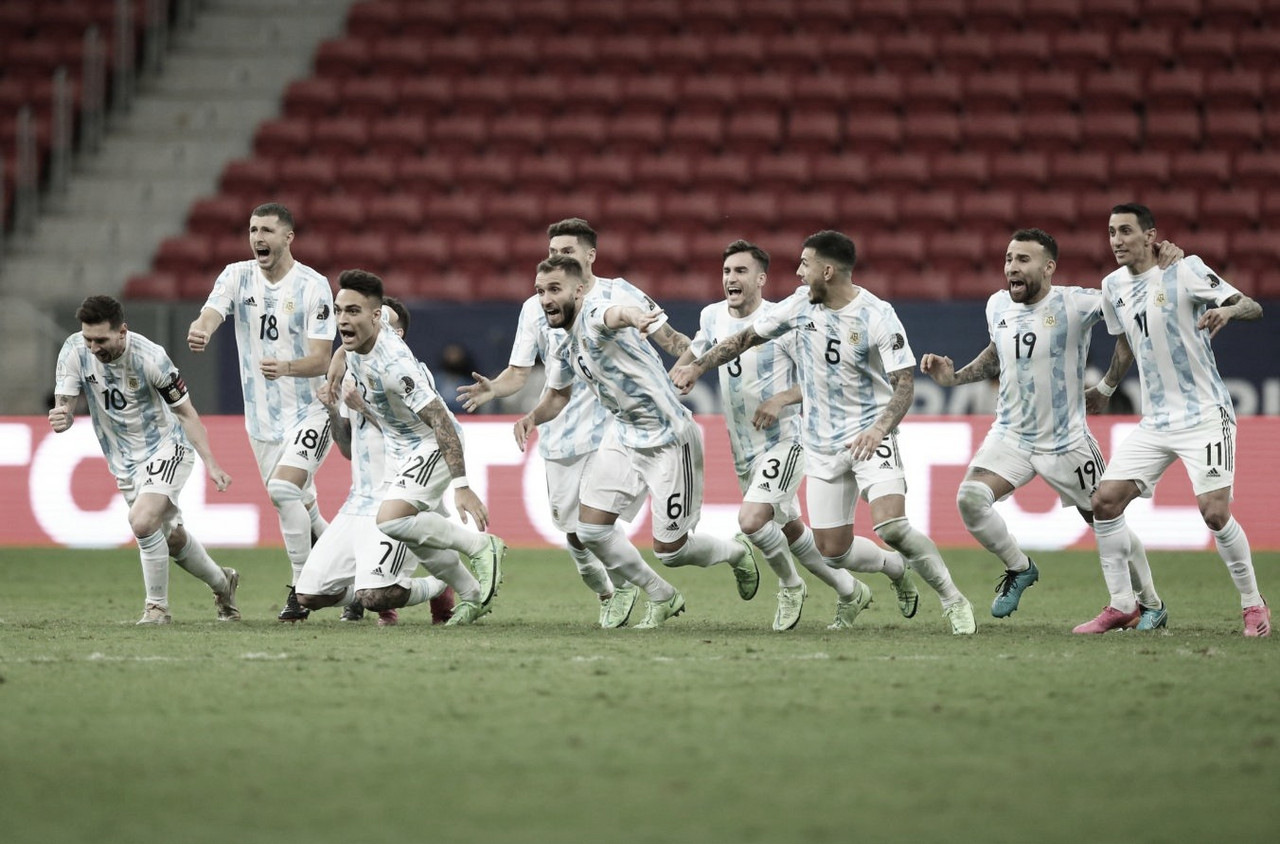 Argentina impone su jerarquía en los penales y avanza a la final