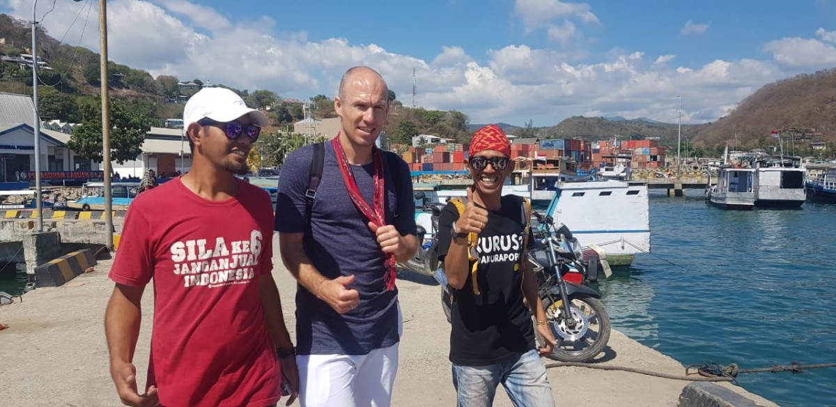 Belanda Tak Lolos Piala Dunia 2018,  Arjen Robben Liburan ke Labuan Bajo