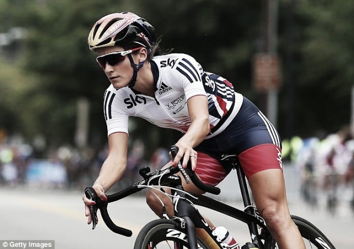 Lizzie Armitstead proving the ‘curse’ of the Rainbow Jersey doesn’t apply