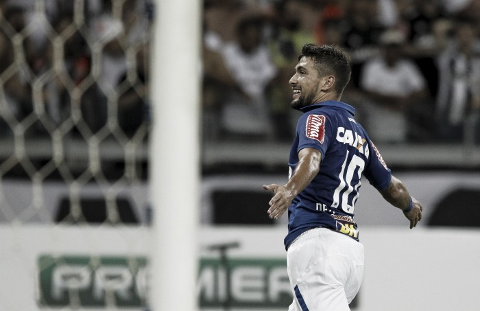 Gol solitário de Arrascaeta garante vitória do Cruzeiro diante do Atlético-MG na Primeira Liga