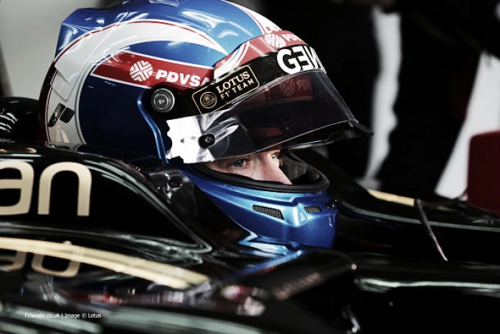 Jolyon Palmer encuentra las diferencias de ser piloto titular a reserva