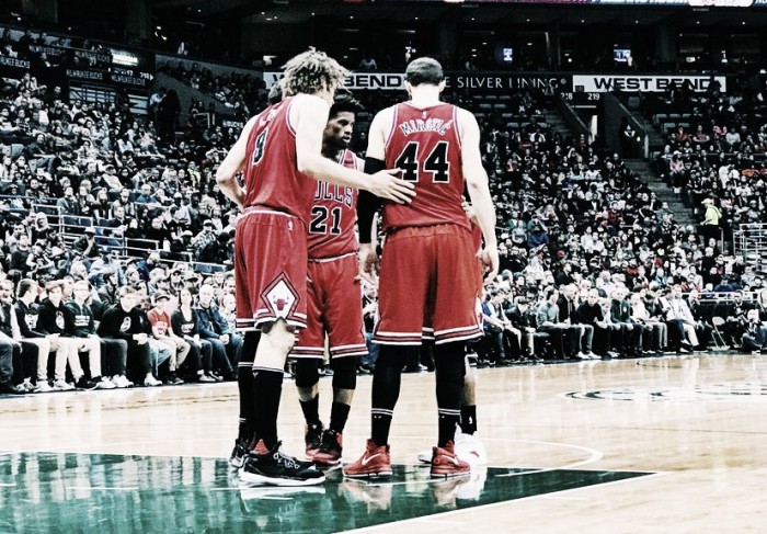 Com boa atuação coletiva, Chicago Bulls supera Milwaukee Bucks fora de casa