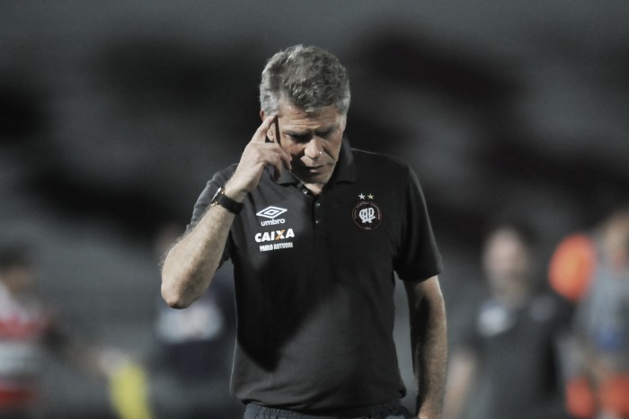 Paulo Autuori nega preocupação com sequência sem gols: “Estaria se não tivesse criado chances”