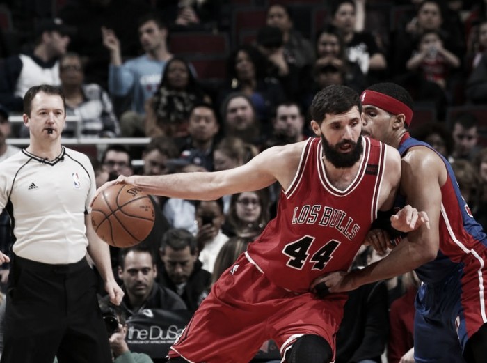 Chicago Bulls vencem Detroit Pistons em confronto direto pelos playoffs
