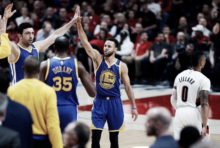 Stephen Curry brilha, Warriors vence Blazers e fecha série em quatro jogos