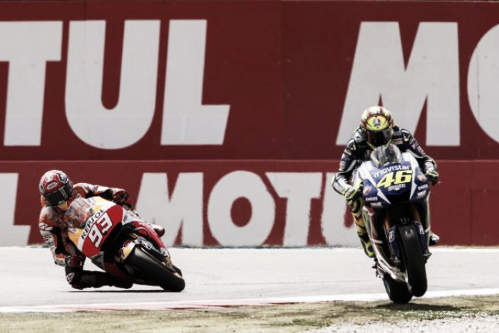 Diretta gara MotoGP. Prima storica vittoria per Miller, secondo Marquez. Rossi out
