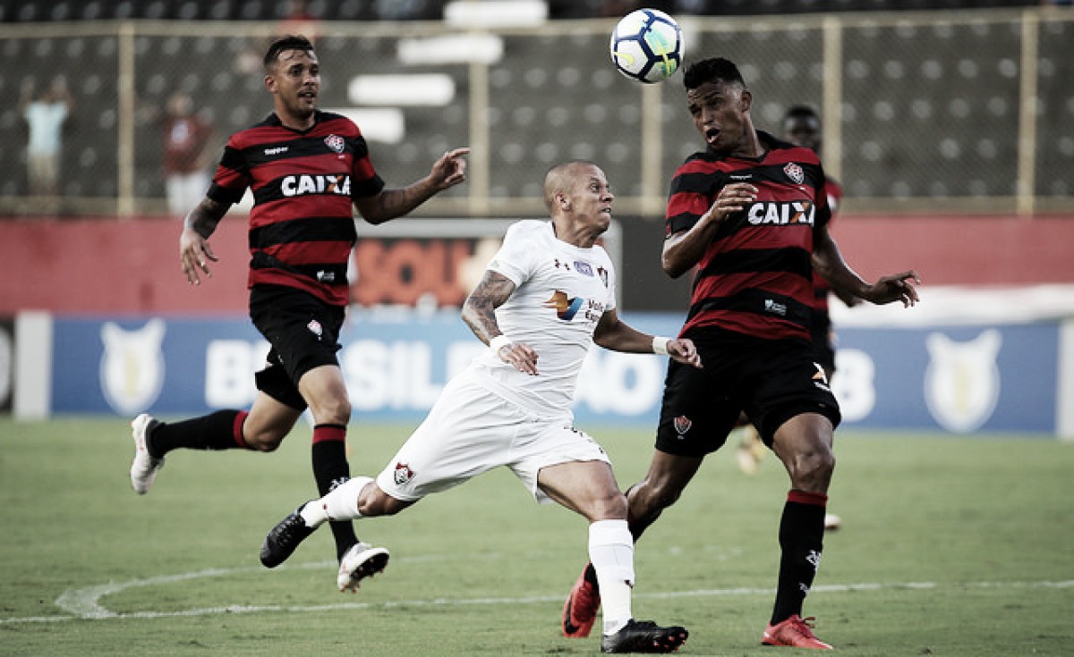 Com muitos desfalques, Fluminense e Vitória se enfrentam no Maracanã Com muitos desfalques, Fluminense e Vitória se enfrentam no Maracanã