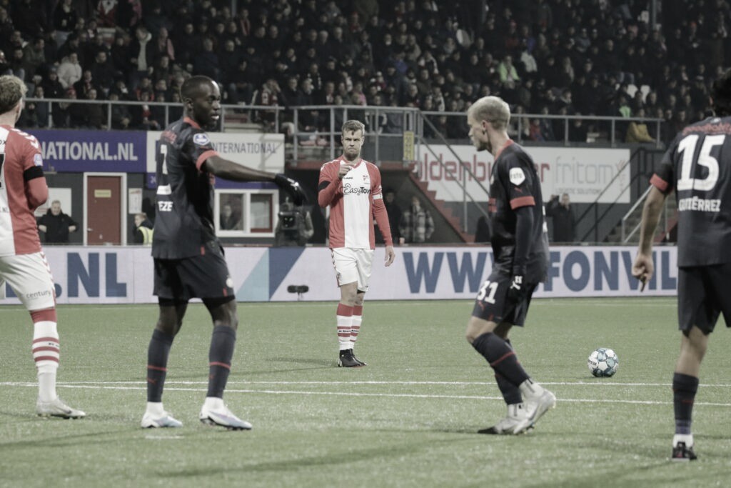Ajax ease past FC Groningen in the KNVB Beker, Football News