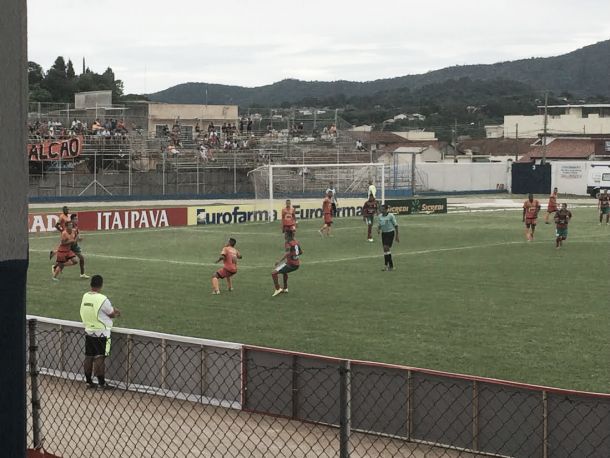 Após empates na primeira rodada, Vitória e Portuguesa fazem jogo decisivo pela Copa SP