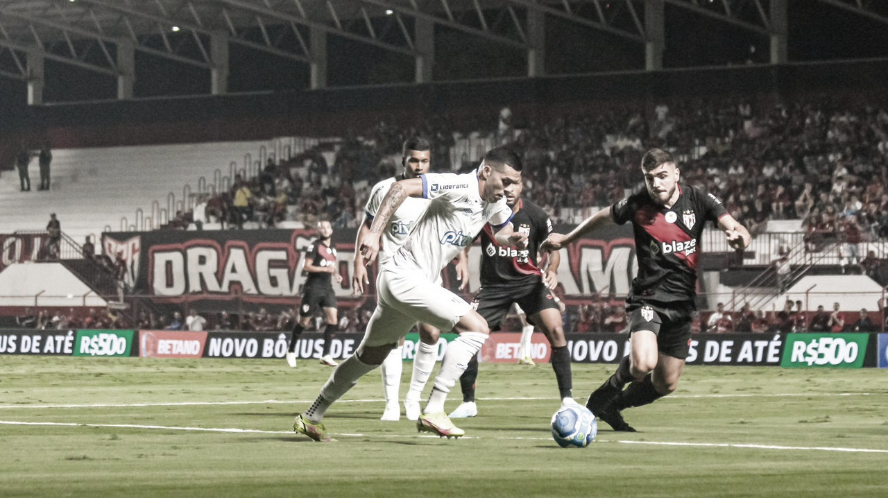 Tubarão pede tranquilidade ao Atlético-GO para sequência dos últimos três  jogos na Série B