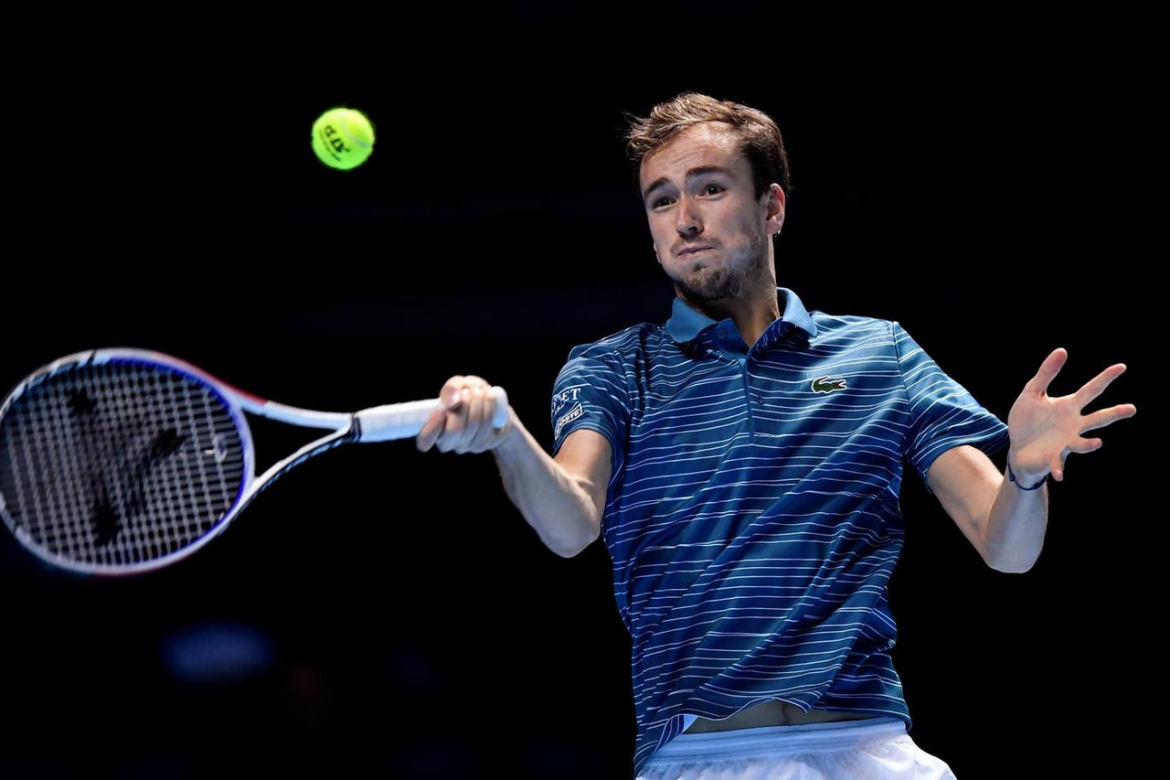 Nitto ATP Finals: Daniil Medvedev "was missing something mentally" in loss to Stefanos Tstisipas