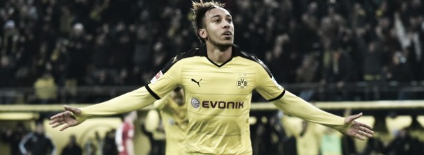 Aubameyang devuelve la sonrisa al Dortmund