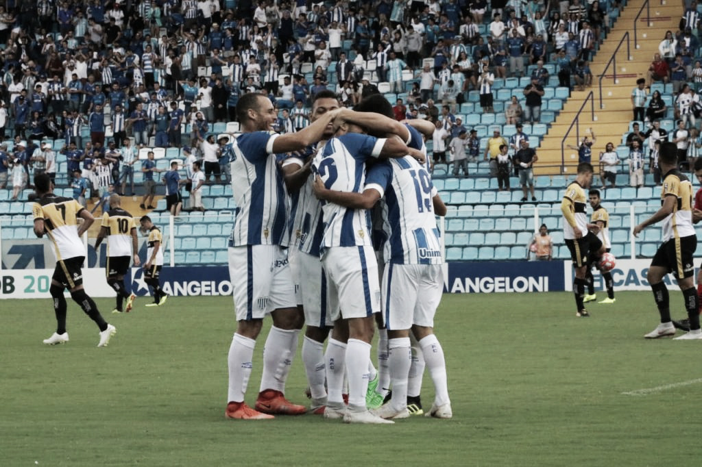 Avaí conquista vitória convincente contra Criciúma e quebra sequência negativa no Catarinense Avaí conquista vitória convincente contra Criciúma e quebra sequência negativa no Catarinense
