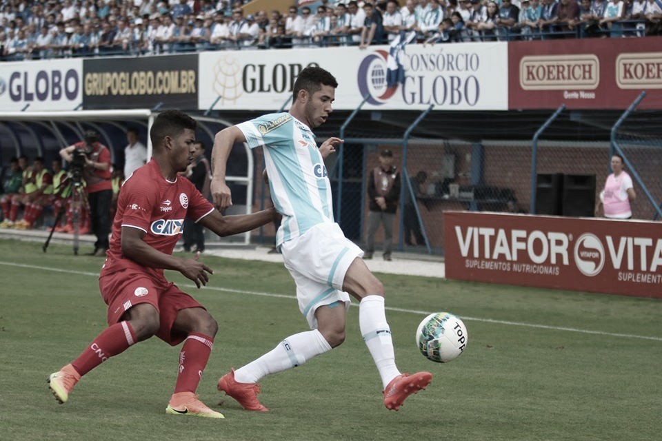 Na reestreia de Geninho, Avaí recebe Náutico na largada da Série B Na reestreia de Geninho, Avaí recebe Náutico na largada da Série B