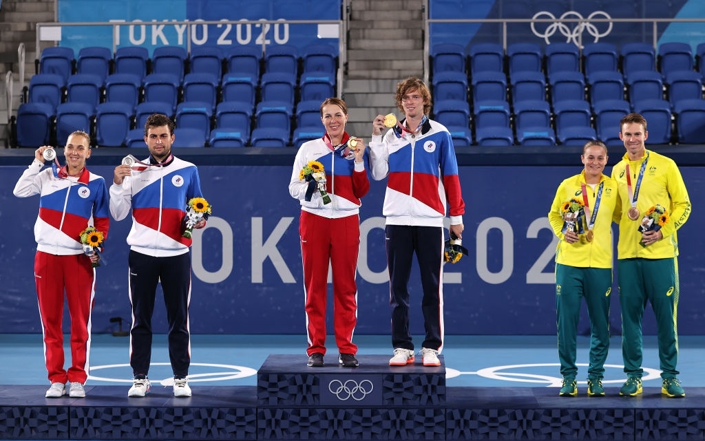 The mixed doubles podium. Photo: Clive Brunskill