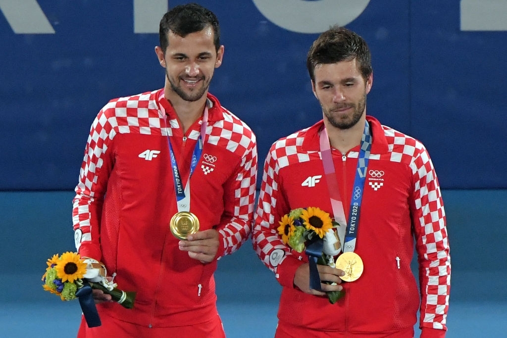 Tokyo 2020 Olympic women's doubles champions Mate Pavic (left) and Nikola Mektic (right). Photo: Tiziana Fabi