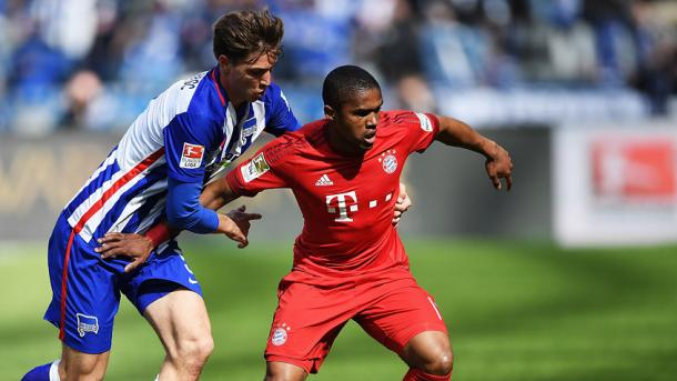 Niklas Stark tuvo un gran trabajo de marca sobre el ataque del Bayern. // (Foto de fcbayern.de)