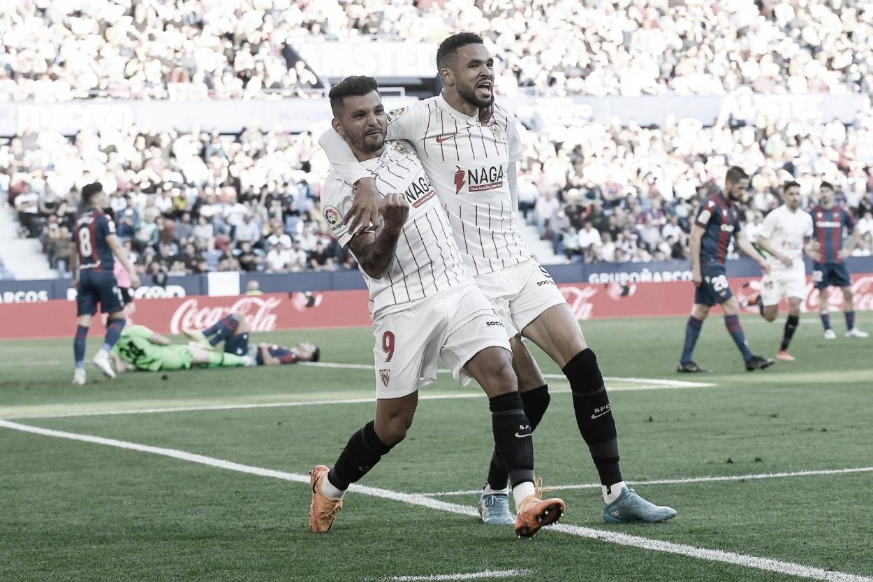 En-Nesyri celebra su gol ante el Levante UD