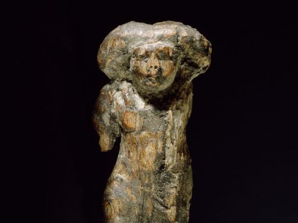 Figura enana de marfil hallada en Hiéracompolis | Foto: Smithsonian Magazine