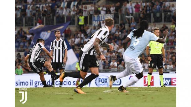 Pjanic y Dybala durante la final de la supercopa / Foto: Juventus oficial