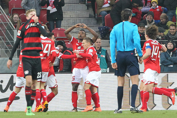 Postal de la derrota del Leverkusen ante Mainz / FOTO: Zimbio