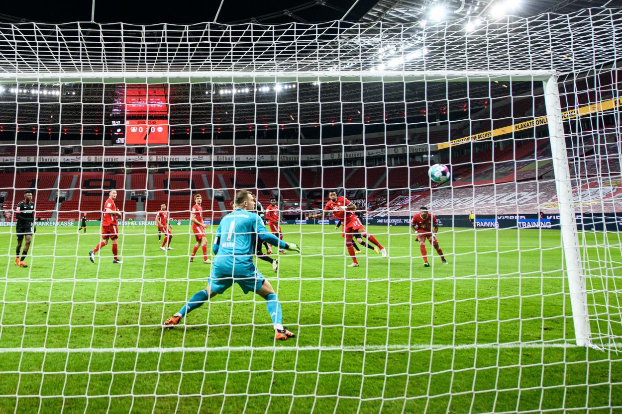 Así marcó Schick el 1-0 / FOTO: @bayer04fussball