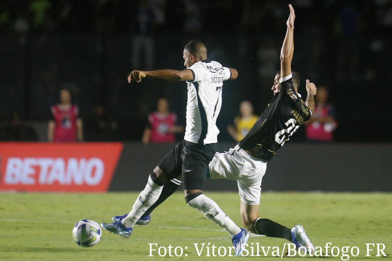 Vasco Vence Botafogo E Deixa A Zona De Rebaixamento Do Brasileirão ...