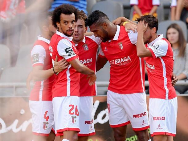 Los jugadores del Braga celebran uno de los seis tantos que lograron ante el Estoril durante la primera vuelta | Foto: SC Braga
