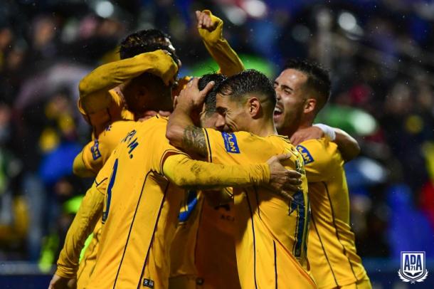 Los jugadores del Alcorcón celebrando un gol ante el Zaragoza | Foto: AD Alcorcón