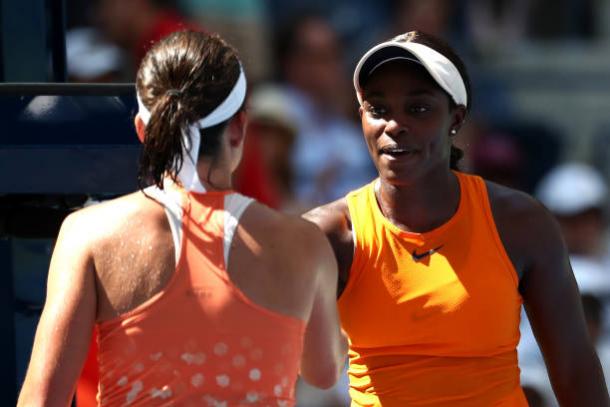 Stephens congratulates Sevastova after the match (Getty Images/Al Bello)