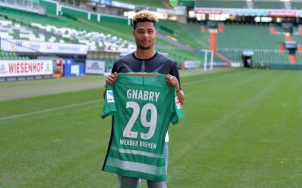 Despite persistent rumours of involvement from Bayern Munich in the deal, Gnabry is a major coup for Bremen. | Photo: The Telegraph/EPA