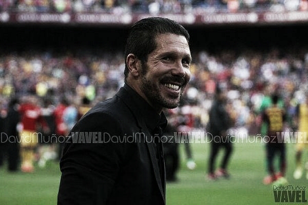 Simeone sonriente antes de un partido /Foto: David Muñoz (Vavel.com)/