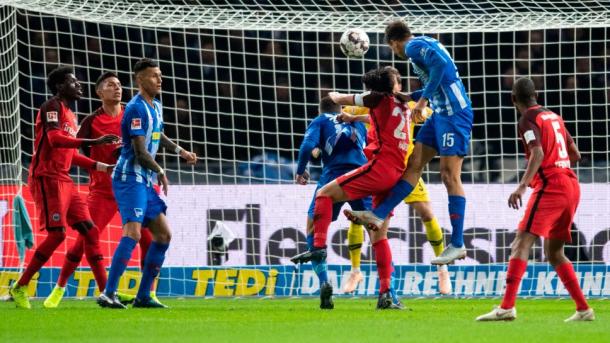 (H. Berlin 1-0 E. Frankfurt | Foto: Assets/Bundesliga)