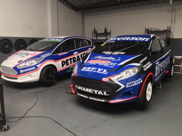 Los Fiesta Kinetic de Petracchini y D'Agostino listo para la primera fecha. Foto: Benincasa Racing.