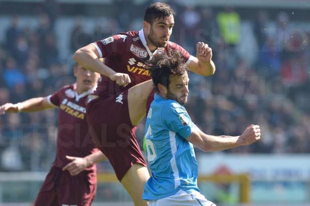 Parolo y Benassi pelean una pelota | Foto: Lazio