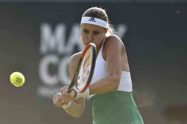 Mladenovic grabbed a tight first set | Photo: Ricoh Open