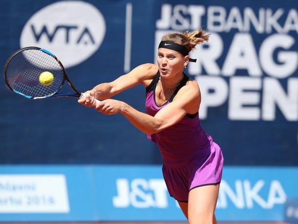 Safarova with the early break | Photo: Pavel Lebeda