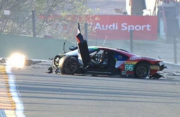 O acidente mais grave da prova aconteceu com Stefan Mucke, após bater na temida Eau Rouge. (Foto: Internet)