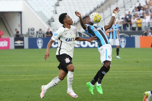 Grêmio e Corinthians ficaram no empate na Arena (Foto: Lucas Uebel/ Grêmio)