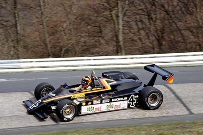 Stefan Bellof pilotando para Tyrrel | Foto: Motorpasión