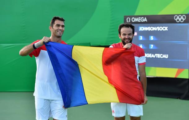 Florin Mergea and Horia Tecău celebrating their win over the Americans | Photo: ITF Olympic Tennis Twitter Account