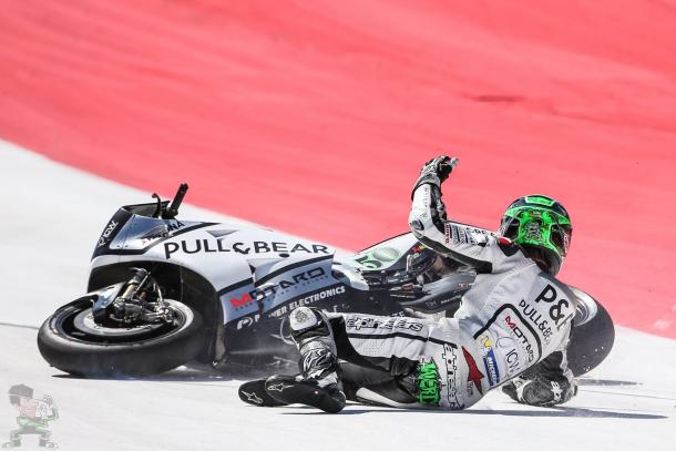 Laverty waves his hand in anger - www.facebook.com (Eugene Laverty)