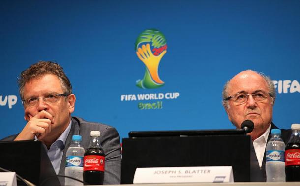 O ex-secretário-geral Jérôme Valcke e o ex-presidente da FIFA Joseph Blatter e são suspeitos de corrupção e estão banidos do futebol (Foto: Portal da Copa)
