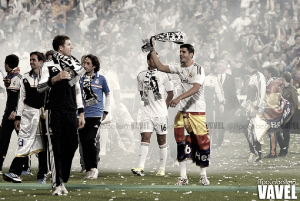 Morata celebra su último trofeo con el Real Madrid, la duodécima champions blanca | Foto: VAVEL