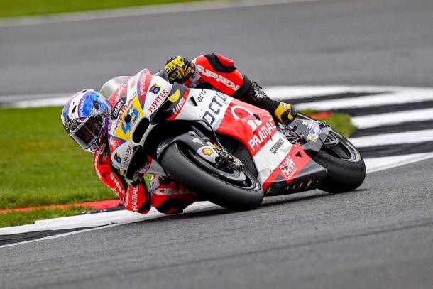 A lonely Scott Redding pushes as the back to finish the race with support from his home fans - www.facebook.com (Pramac Racing)