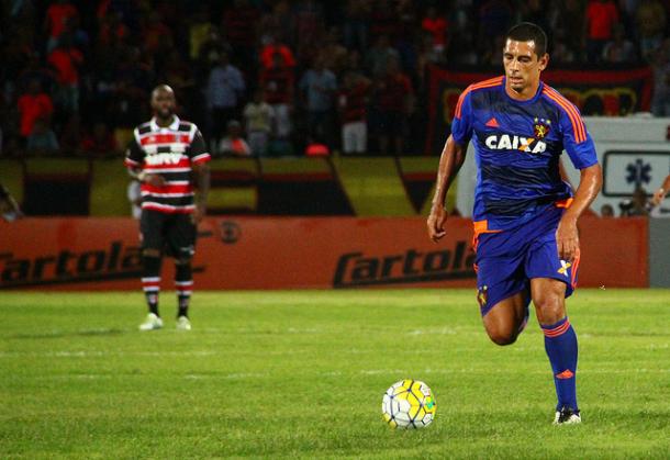 Armador é bastante exaltado pela torcida rubro-negra pelas suas atuações (Foto: Williams Aguiar/Sport)